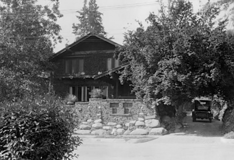 Arroyo Terrace Neighborhood
